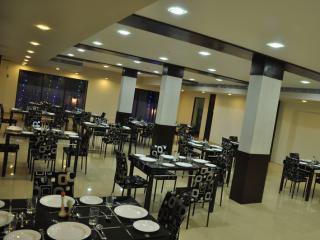 Chandra Royal Inn Velankanni Buitenkant foto